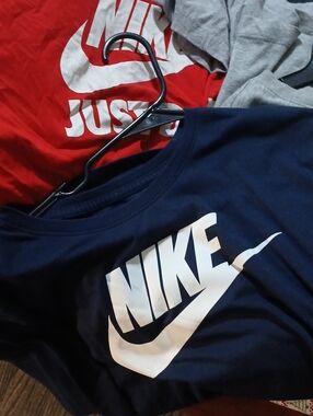 All Large Nike Mens  Short-Sleeve Logo Tee in Navy and Red 14 Shirts All Nike